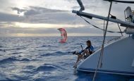 How to kitesurf offshore – Minerva Reef