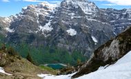 Hiking in the Alps – Klöntalersee